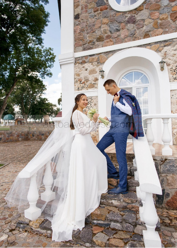 Long Sleeves Ivory Chiffon Church Wedding Dress